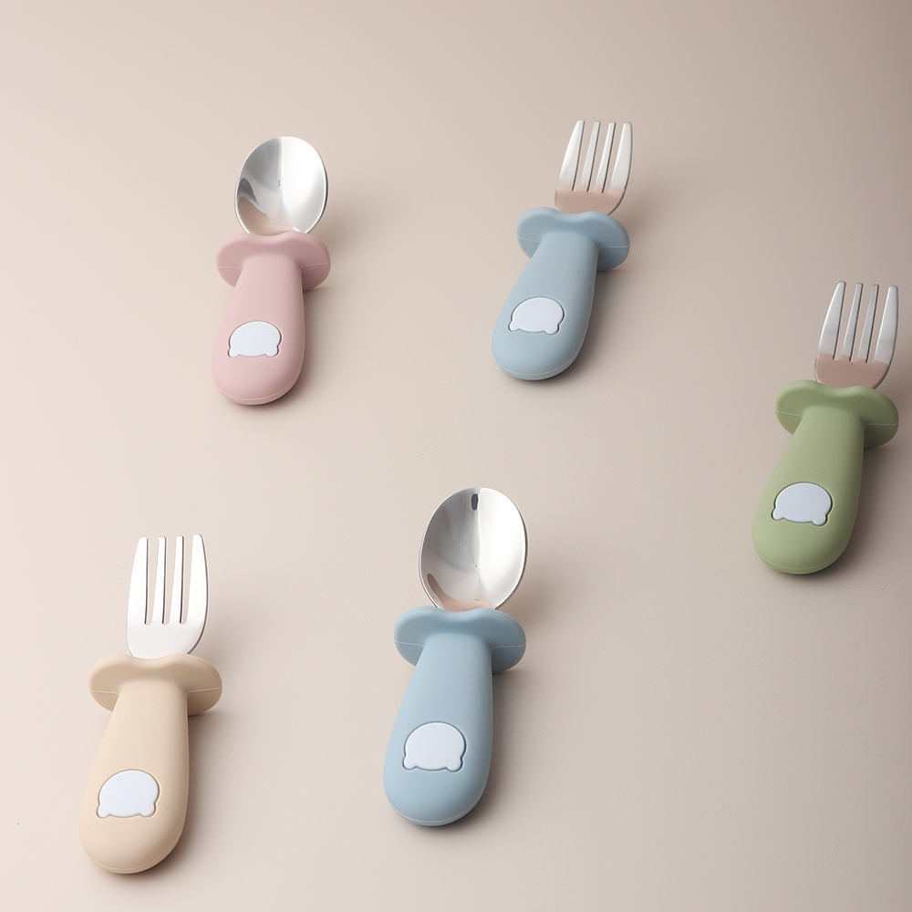 Baby Panda Shape Silicone Spoo - Baby Food Feeder 评论和价格